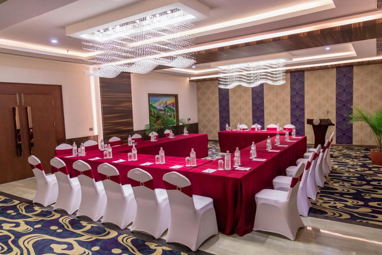 Kakarvitta Hotel Mechi Crown מראה חיצוני תמונה