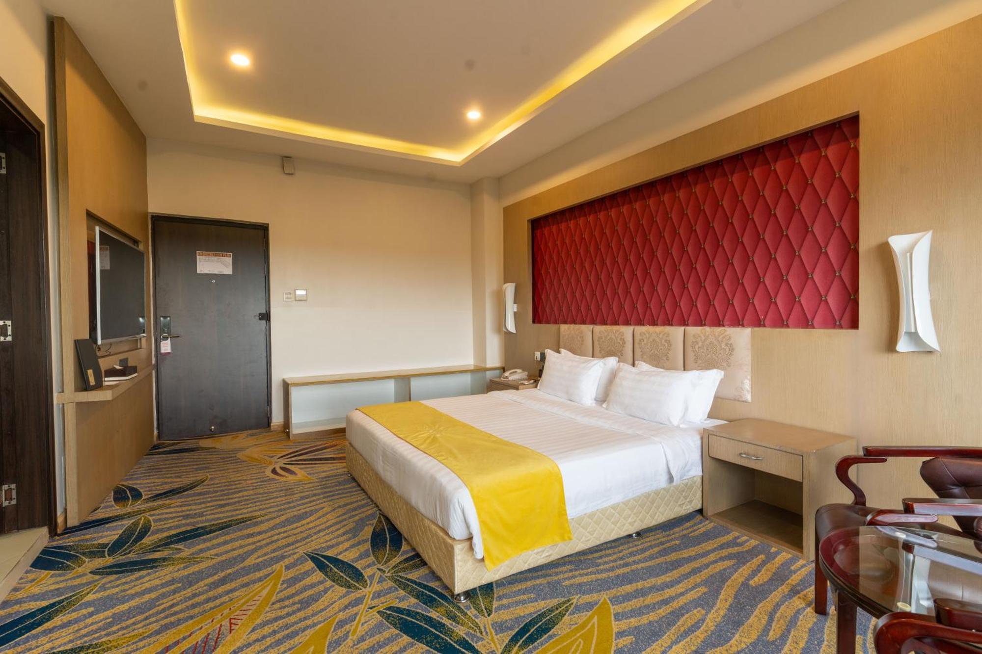 Kakarvitta Hotel Mechi Crown מראה חיצוני תמונה