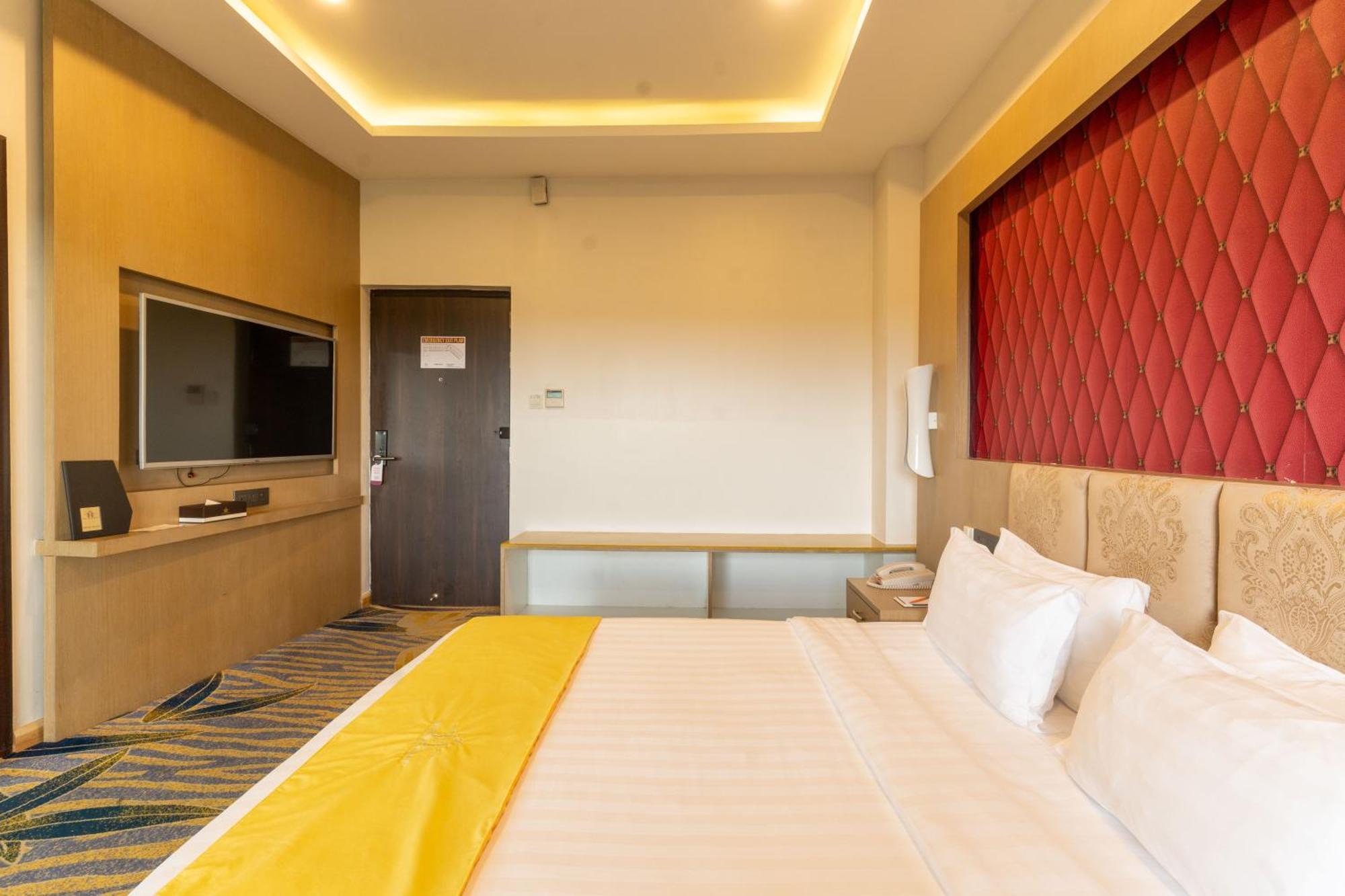 Kakarvitta Hotel Mechi Crown מראה חיצוני תמונה