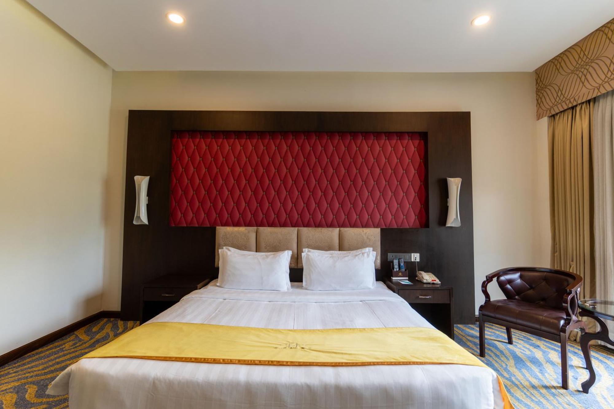 Kakarvitta Hotel Mechi Crown מראה חיצוני תמונה